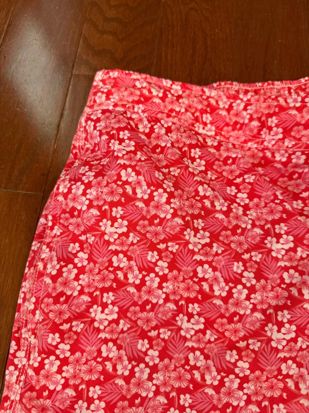 JOHNNIE-O men's swim surf shorts in rouge red size XL